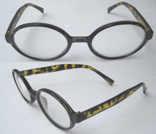 round reading glasses vintage