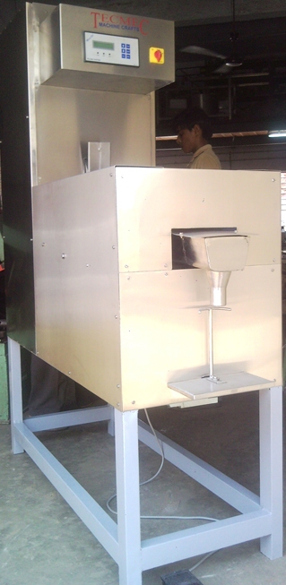 Semi Automatic Weighing Type Granuel Filling Machine