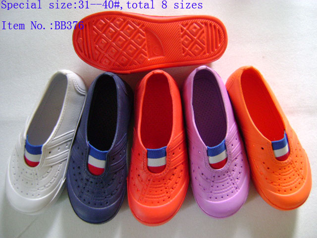 slipper,sandal,footwear