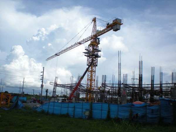 standard self-raised QTZ80 Tower crane