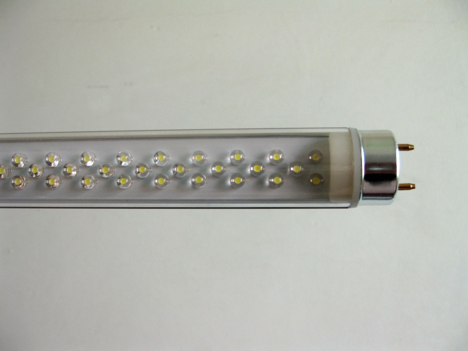 LED T5 tubes