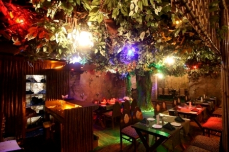 artificial tree for restaurant