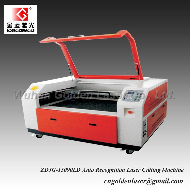 Embroidery Patch Laser Cutting Machine