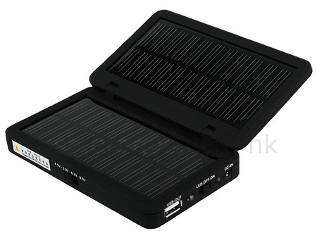 Solor Universal Adaptor Charger