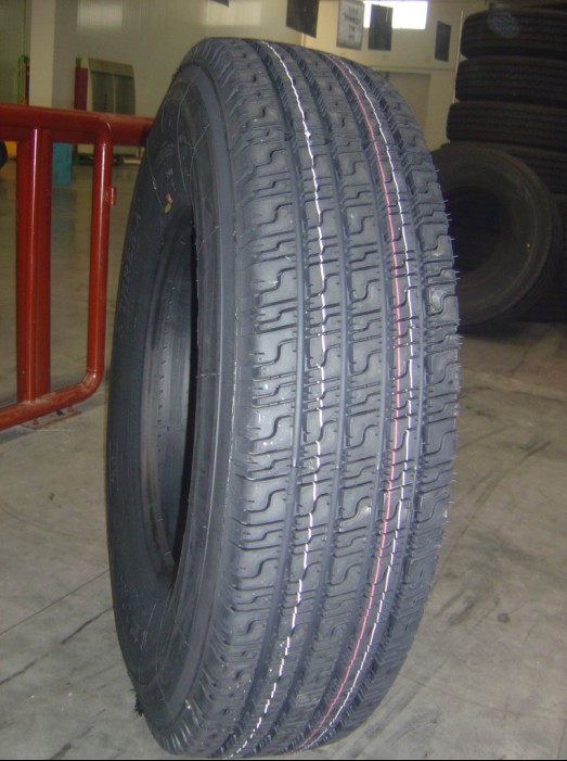 Radial truck tyre-T189