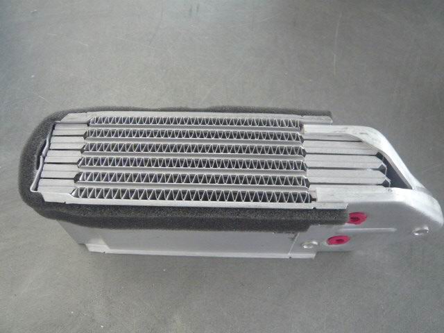 Aluminium oil cooler for automobile