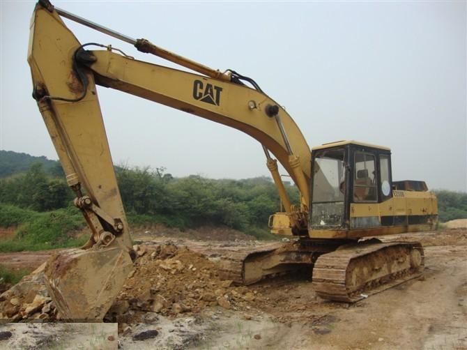 Used CAT E200B excavator