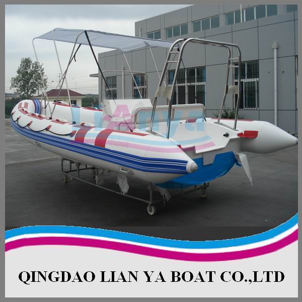 Rigid inflatable boat HYP680