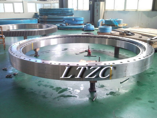 three-row cylindrical roller slewing bearing
