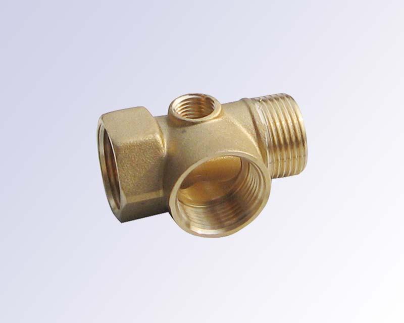 Brass pipe fitting-4 way