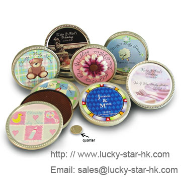 Assorted disk tins