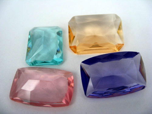 Resin jewelry made in China
