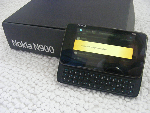 Nokia N900——220$