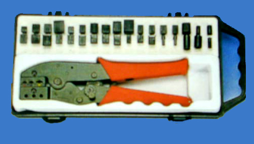 Hand tool for terminal