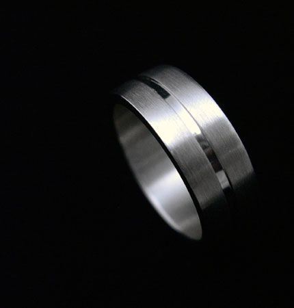 Faucon Titanium Ring