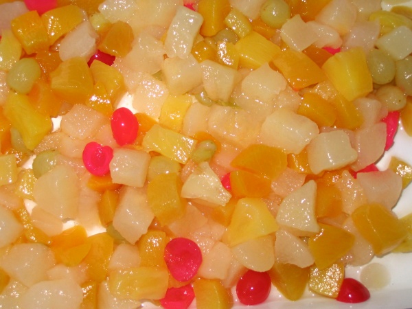 canned peach dices